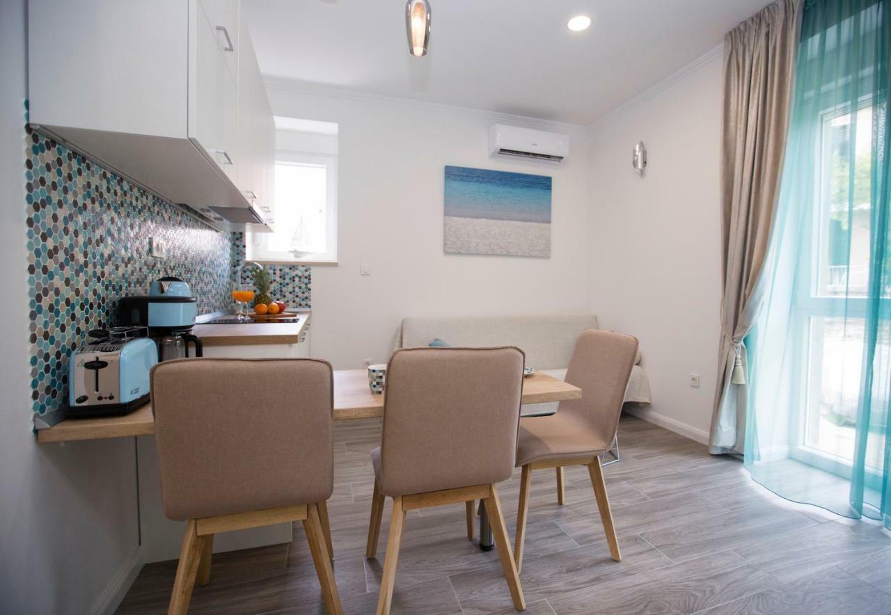 Apartments The Blue สปลิท ภายนอก รูปภาพ
