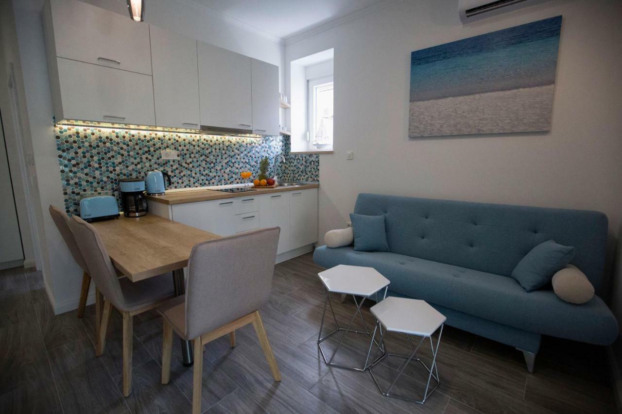 Apartments The Blue สปลิท ภายนอก รูปภาพ